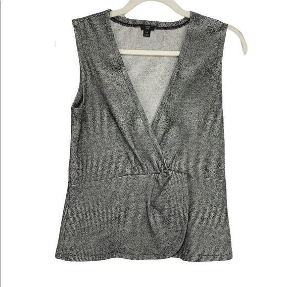 𝅺j Crew Deep V Neck Sleeveless Top - Picture 1 of 8